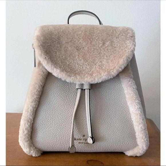 Kate Spade Leila Leather and Faux Shearling Backpack RARE in “light sand” - Picture 4 of 12
